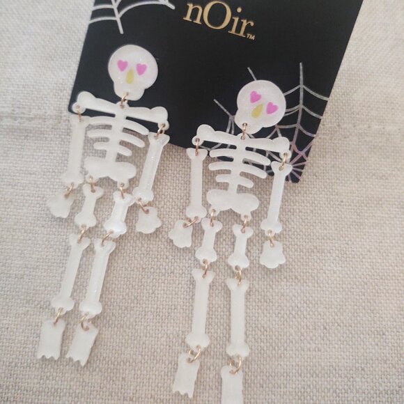 nOir Jewelry Jewelry - NWt noir SKELETON Heart-Eyes Earrings Jewelry 🩷